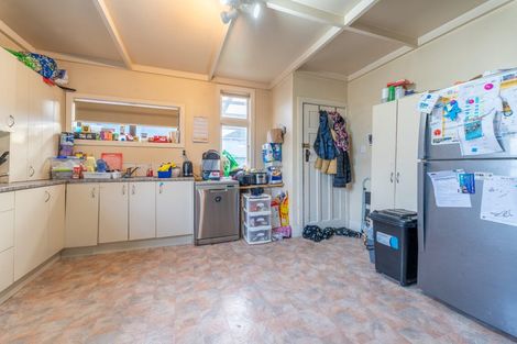 Photo of property in 72 Avenue Road, West End, Timaru, 7910