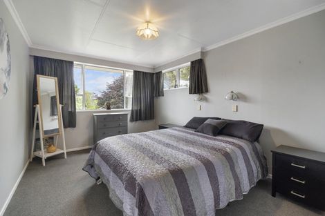 Photo of property in 24 Mills Street, Eltham, 4322