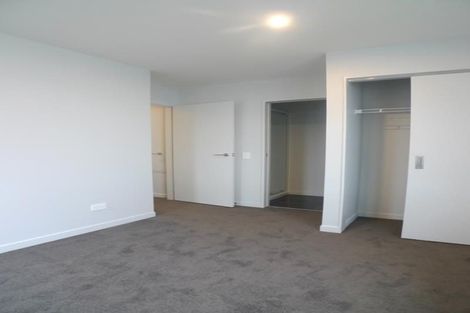 Photo of property in 10/2 Stone Street, Miramar, Wellington, 6022