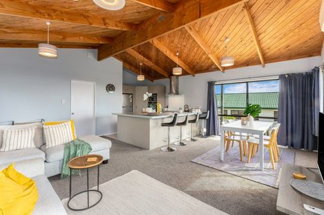 Photo of property in 21 Doncaster Terrace, Ascot Park, Porirua, 5024