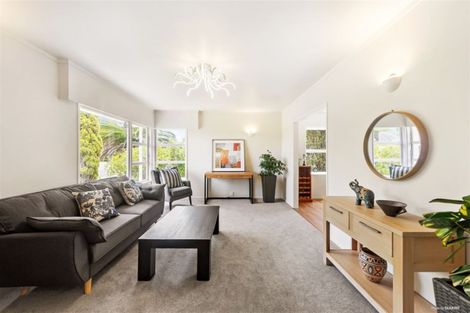 Photo of property in 9 Vanbrugh Place, Bucklands Beach, Auckland, 2014