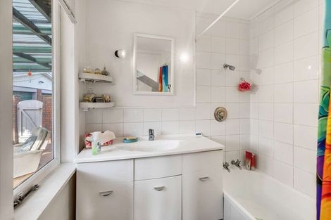 Photo of property in 13 Waimarie Avenue, Paraparaumu, 5032