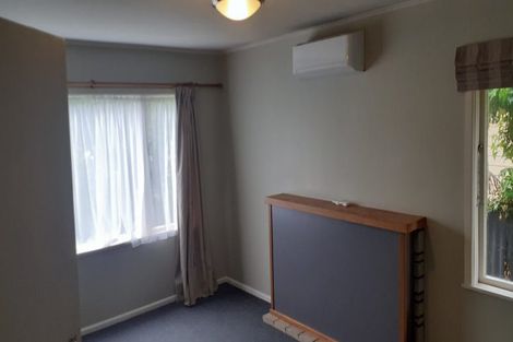 Photo of property in 28 Oldham Avenue, Onekawa, Napier, 4110