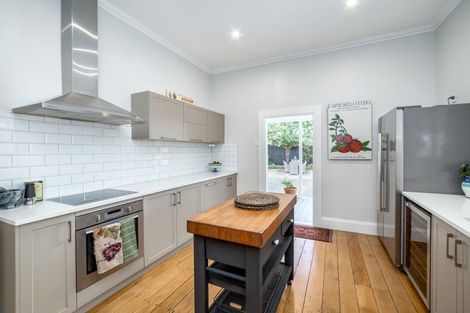 Photo of property in 95 Fox Street, Featherston, 5710