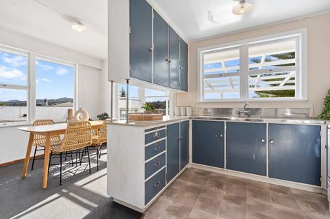 Photo of property in 17 Clotworthy Crescent, Onerahi, Whangarei, 0110