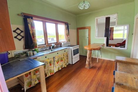 Photo of property in 69 Nelson Quay, Cobden, Greymouth, 7802