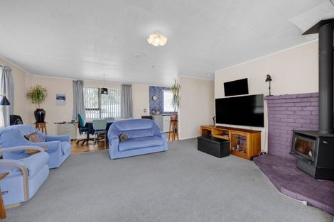 Photo of property in 77 Patu-kukupa Street, Manaia, 4612