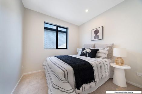 Photo of property in 31 Whiteywood Street, Westgate, 0814