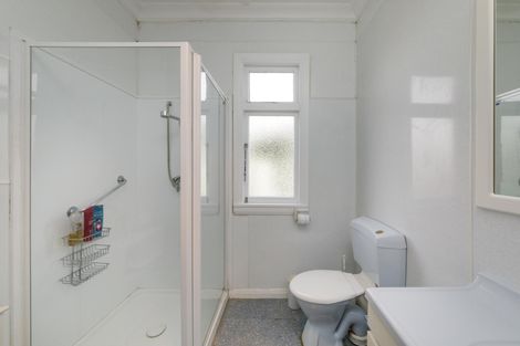 Photo of property in 2 Pastoral Lane, Hokowhitu, Palmerston North, 4410