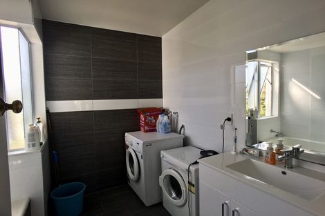 Photo of property in 56 Hastings Road, Mairangi Bay, Auckland, 0630