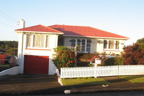 Photo of property in 2 Rothery Road, Hillpark, Auckland, 2102