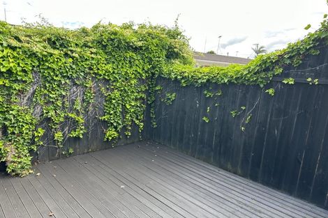 Photo of property in 4/106 Nile Road, Milford, Auckland, 0620