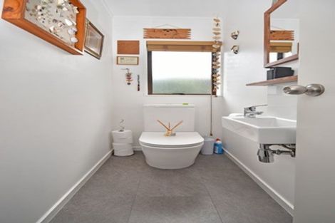 Photo of property in 8/37a Glengarry Road, Glen Eden, Auckland, 0602