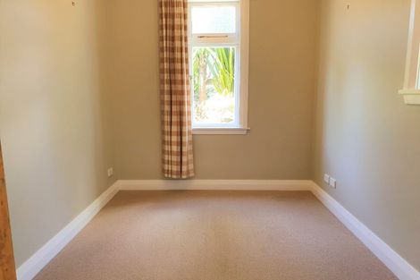 Photo of property in 434a Stokes Valley Road, Stokes Valley, Lower Hutt, 5019