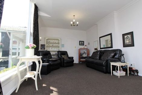 Photo of property in 24 Rewa Street, Takaro, Palmerston North, 4412