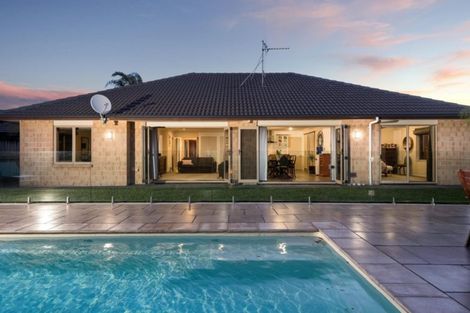 Photo of property in 10 Coles Cove, Papamoa Beach, Papamoa, 3118