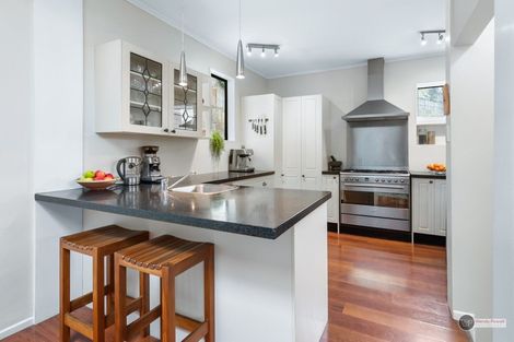 Photo of property in 18 Woodvale Grove, Fairfield, Lower Hutt, 5011