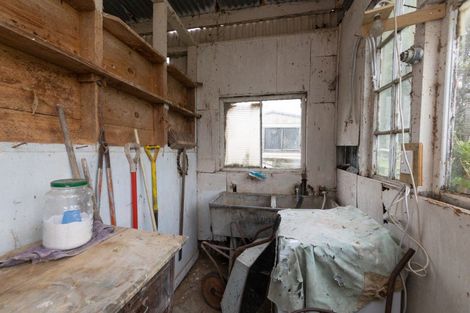 Photo of property in 34 Tokomaru East Road, Tokomaru, Palmerston North, 4474