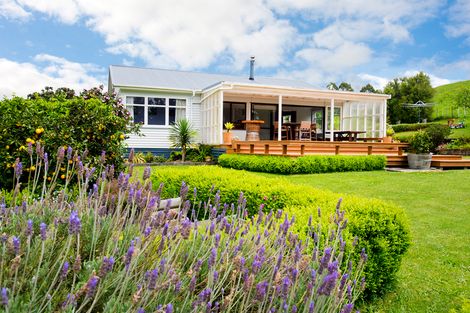 Photo of property in 1341 Tiniroto Road, Waerengaokuri, Manutuke, 4072