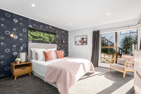 Photo of property in 6 Shackle Lane, Whitby, Porirua, 5024