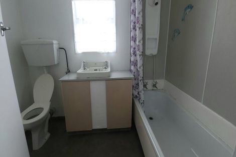 Photo of property in 102 Kilbirnie Crescent, Kilbirnie, Wellington, 6022