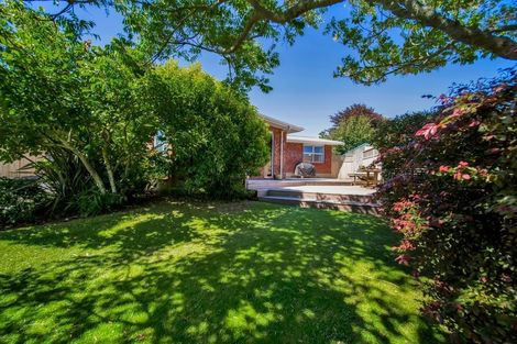 Photo of property in 9 Kennedy Place, Merrilands, New Plymouth, 4312