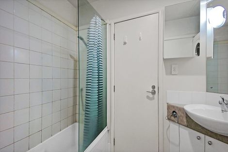 Photo of property in Madison On The Square Apartments, 2a/37 Federal Street, Auckland Central, Auckland, 1010