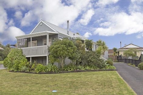 Photo of property in 46 Marendellas Drive, Bucklands Beach, Auckland, 2014