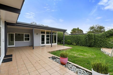 Photo of property in 415 Fergusson Drive, Heretaunga, Upper Hutt, 5018
