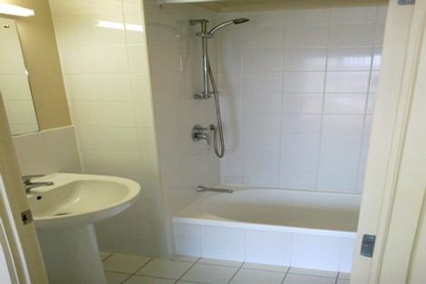 Photo of property in The Rennaissance, 11i/18 Ronwood Avenue, Manukau, Auckland, 2104