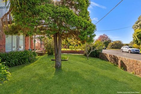 Photo of property in 9 Tiki Street, New Lynn, Auckland, 0600