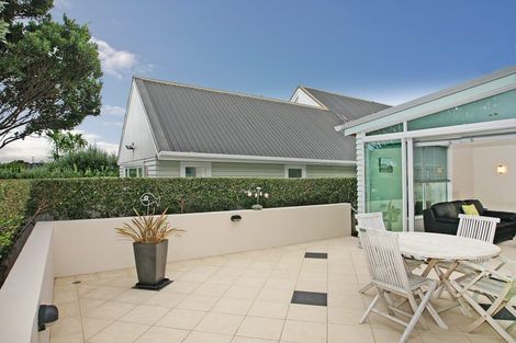 Photo of property in 36 Mantell Street, Seatoun, Wellington, 6022