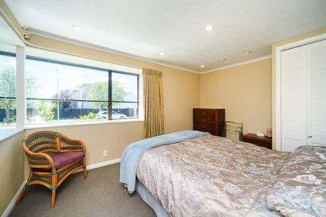 Photo of property in 40 Lincoln Terrace, Hokowhitu, Palmerston North, 4410