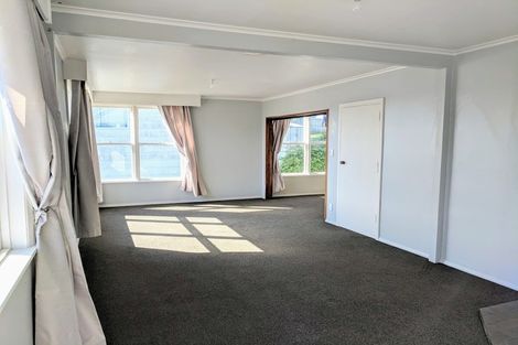 Photo of property in 21 King Crescent, Ranui, Porirua, 5024