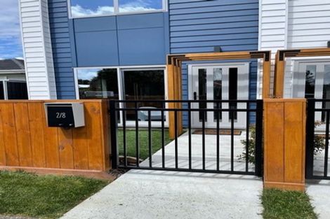 Photo of property in 2/8 Yeovil Road, Te Atatu Peninsula, Auckland, 0610