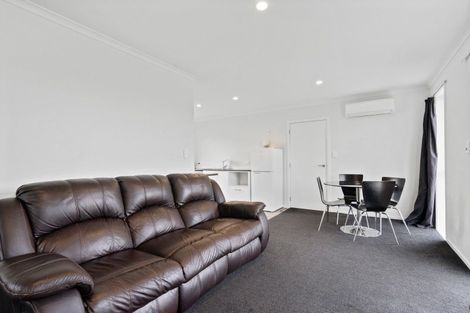 Photo of property in 90 Hinemoa Street, Levin, 5510