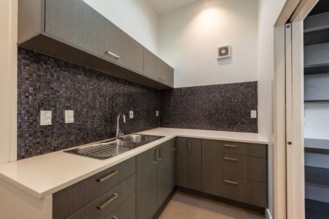 Photo of property in 11 Upper Bourke Street, Kilbirnie, Wellington, 6022