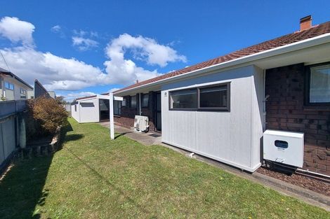 Photo of property in 15 Selwyn Street, Lower Vogeltown, New Plymouth, 4310