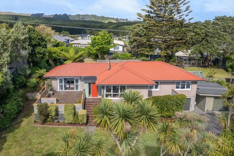 Photo of property in 15 Elizabeth Street, Pukerua Bay, 5026