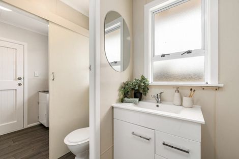 Photo of property in 34a Cook Street, Foxton, 4814