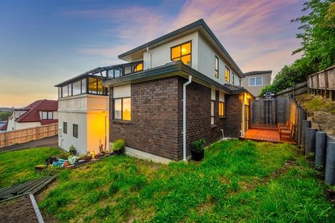 Photo of property in 19b Eske Place, Highland Park, Auckland, 2010