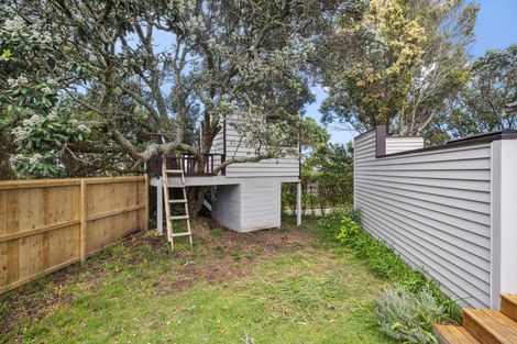 Photo of property in 1a Patons Road, Howick, Auckland, 2014