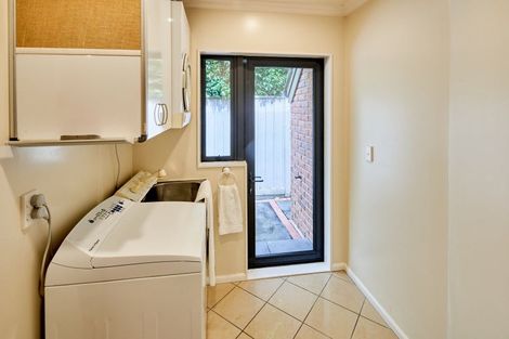 Photo of property in 7 Massey Avenue, Woburn, Lower Hutt, 5010