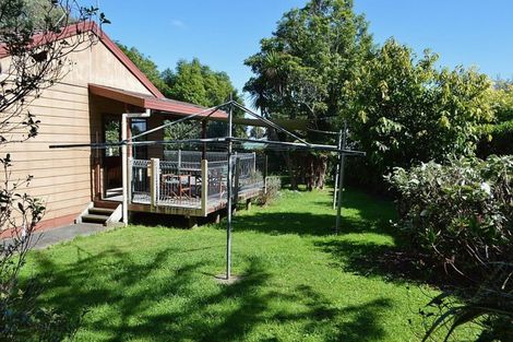 Photo of property in 32 Wi Pere Street, Manakau, 5573