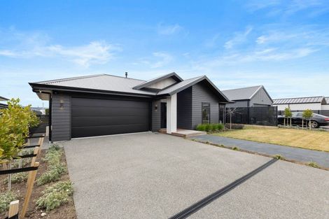 Photo of property in 12 Ngaru Crescent, Richmond Heights, Taupo, 3330