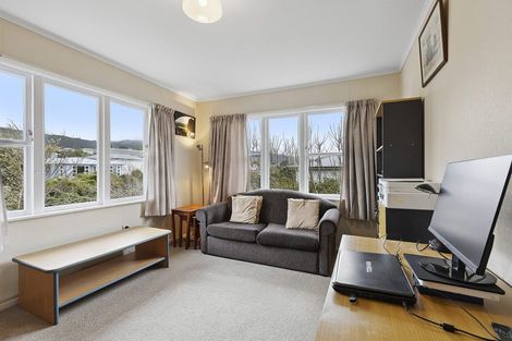 Photo of property in 63 Redwood Avenue, Tawa, Wellington, 5028