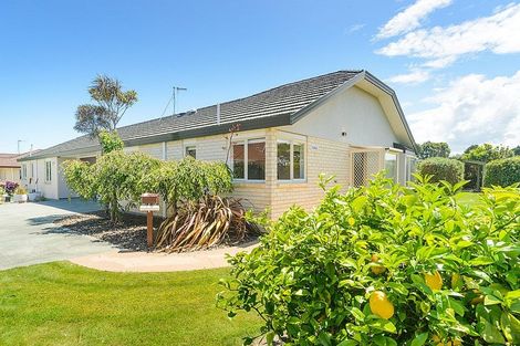 Photo of property in 9 Foxtail Fern, Kelvin Grove, Palmerston North, 4414