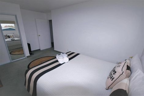 Photo of property in 3/30 Tuckers Road, Redwood, Christchurch, 8051