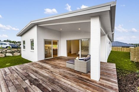 Photo of property in 37 Kia Kaha Drive, Snells Beach, 0920