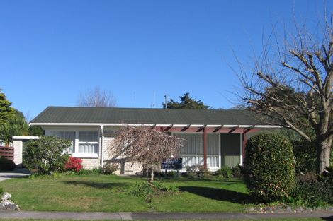 Photo of property in 37 Hooker Avenue, Chedworth, Hamilton, 3210